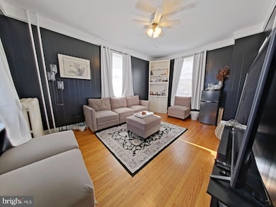 439 Beechwood Ave, Darby, PA 19023 - photo 4