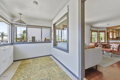 95 N. Santa Cruz Covered Porch