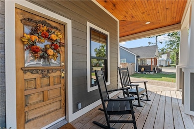 509 N 3rd St, Rogers, AR 72756 - photo 3