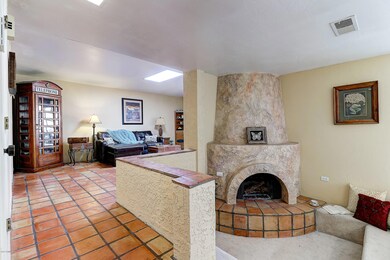 Quaint conversation space
