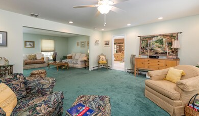 575 Herbert Ln-16