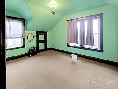 1705 Wyoming Ave, Cincinnati, OH 45205 - photo 5