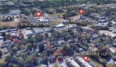 Walk or Ride a Bike/Scooter to anywhere. 0.5 mile to The Momentary, Airship Coffee, Blu Fish House.