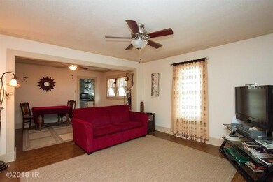 2546 E Grand Ave, Des Moines, IA 50317 - photo 2