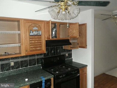 2218 Brunt St, Baltimore, MD 21217 - photo 2