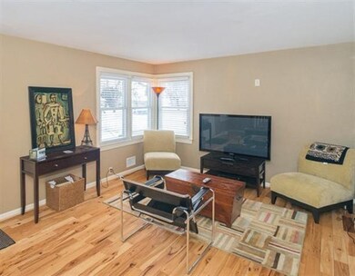 754 Flanders St, Chelsea, MI 48118 - photo 4