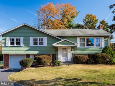 2625 1/2 Sunset Blvd, Broomall, PA 19008 - photo 3