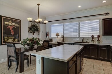 2371 E Bellerive Pl-43