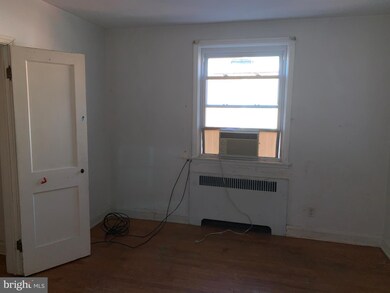 4630 Harcourt Rd, Baltimore, MD 21214 - photo 5