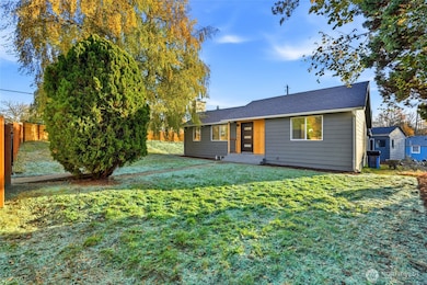 7227 S 120th St, Seattle, WA 98178 - photo 3