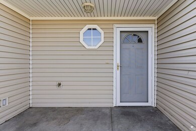 2621 S Brookglen Cir, Manhattan, KS 66502 - photo 5