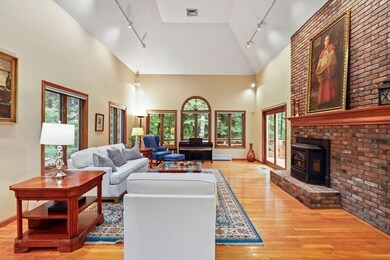 62 Whisper Dr, Worcester, MA 01609 - photo 4