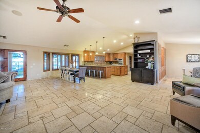 Great Room Entry