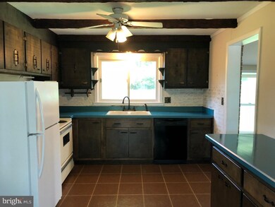 18 Peach Dr, Boyertown, PA 19512 - photo 7