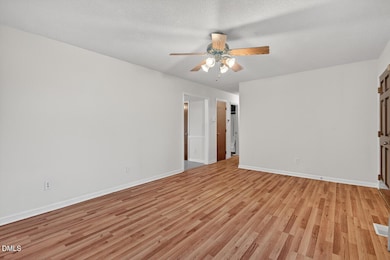 905 Pond St, Clayton, NC 27520 - photo 7