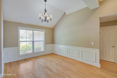 16-341 Kings Ridge Cir