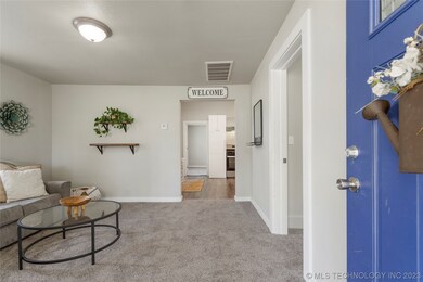 514 S Chickasaw Ave, Haskell, OK 74436 - photo 4