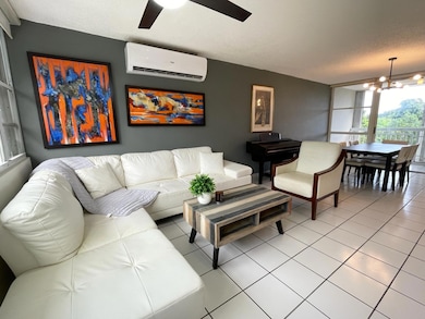 Caparra Chalets 49 Calle 8 unit 2A5, Guaynabo, PR 00969 - photo 2