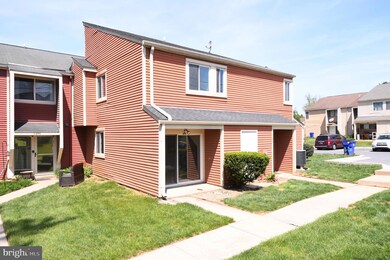 7189 F Cypress Ct, Frederick, MD 21703 - photo 4