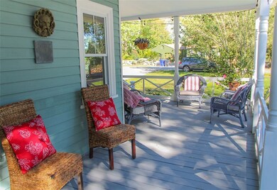 127 Touisset Rd, Warren, RI 02885 - photo 2