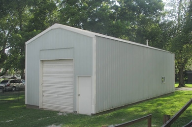 966 Judy Ave, Bridgeport, IL 62417 - photo 4