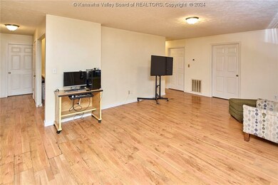 417 19th St, Dunbar, WV 25064 - photo 6