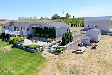 15911 Fisk Rd, Yakima, WA 98908 - photo 5