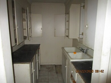 8 Day St, Webster, MA 01570 - photo 7