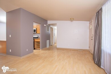 Living Room 8387-FULL