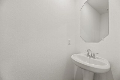 2935 Colonia Blossom Ln, Pinehurst, TX 77362 - photo 7