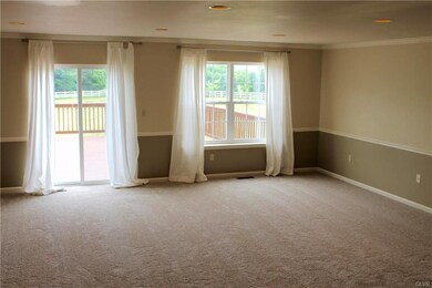 6897 Hunt Dr, Macungie, PA 18062 - photo 6