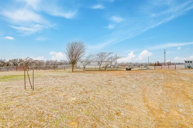 2101 County Road 2360, Decatur, TX 76234 - photo 4