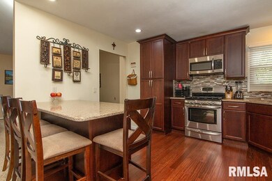 1444 W 47th St, Davenport, IA 52806 - photo 7