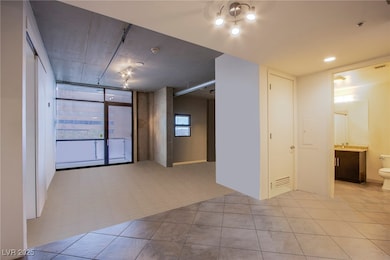 Juhl unit 471, Las Vegas, NV 89101 - photo 6