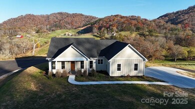 70 Knox Best St, Clyde, NC 28721 - photo 2