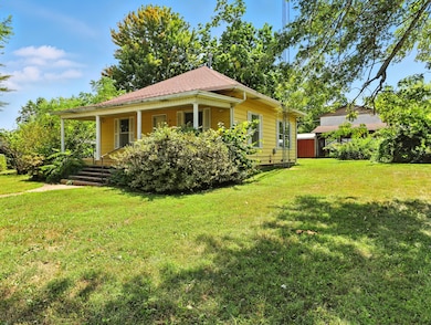 300 E Clouse St, Mountain Grove, MO 65711 - photo 7