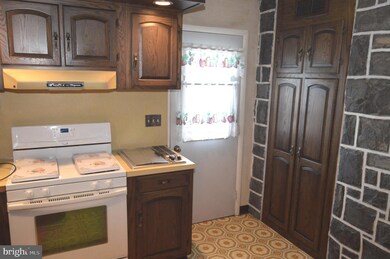 1314 Linden St, Reading, PA 19604 - photo 7