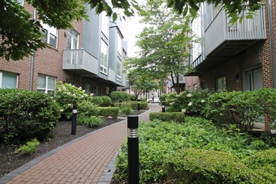 Beautifully landscaped complex