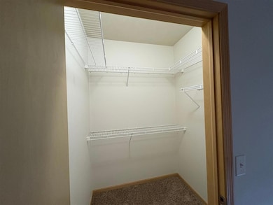 470 N 1st Ave unit 203, Iowa City, IA 52245 - photo 6