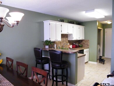 963 Creekside Dr, Tyler, TX 75703 - photo 7