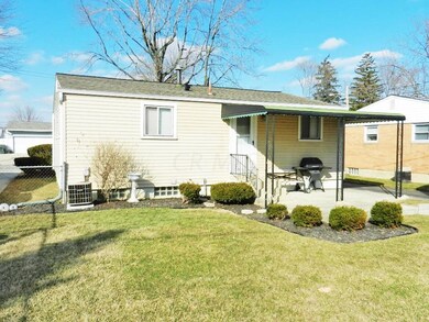 4001 Sexton Dr, Columbus, OH 43228 - photo 5