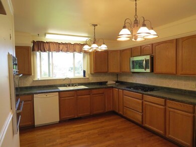 05 Kitchen