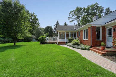 53 Rolling Knolls Dr, Middletown, NJ 07748 - photo 4