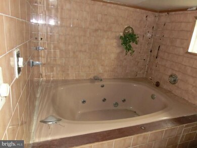 1115 60th Ave, Fairmount Heights, MD 20743 - photo 6