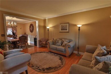 5859 Monocacy Dr, Bethlehem, PA 18017 - photo 6