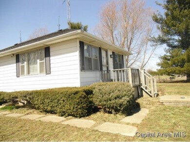 1587 Poor Farm Rd, Jacksonville, IL 62650 - photo 2