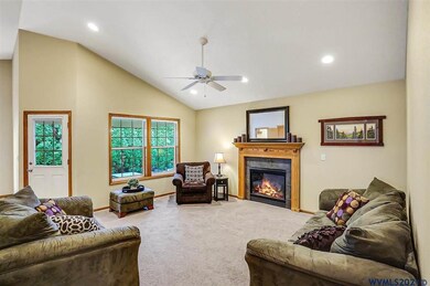 2077 Chase Loop SW, Albany, OR 97321 - photo 5