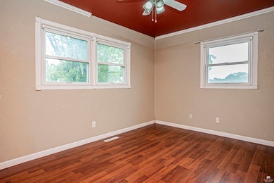 1409 W 14th St, Junction City, KS 66441 - photo 6