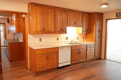 41995 E Highway 23, Farnam, NE 69029 - photo 4