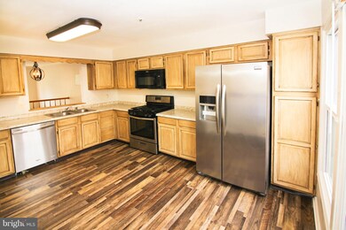 7887 Blue Gray Cir, Manassas, VA 20109 - photo 2